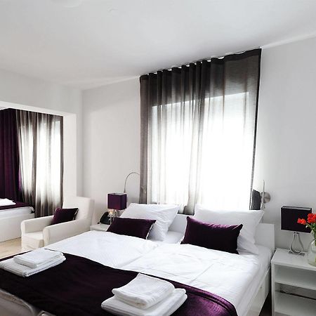 Garni Hotel Azur 卢布尔雅那 外观 照片