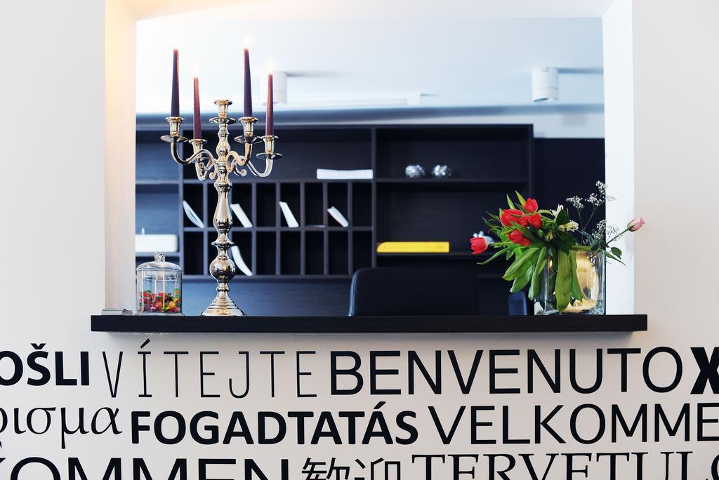 Garni Hotel Azur 卢布尔雅那 外观 照片